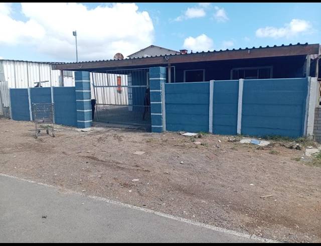 3 BEDROOM HOUSE FOR SALE IN RETREAT